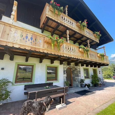 Obermuehlhof Apartment Saalfelden Bagian luar foto