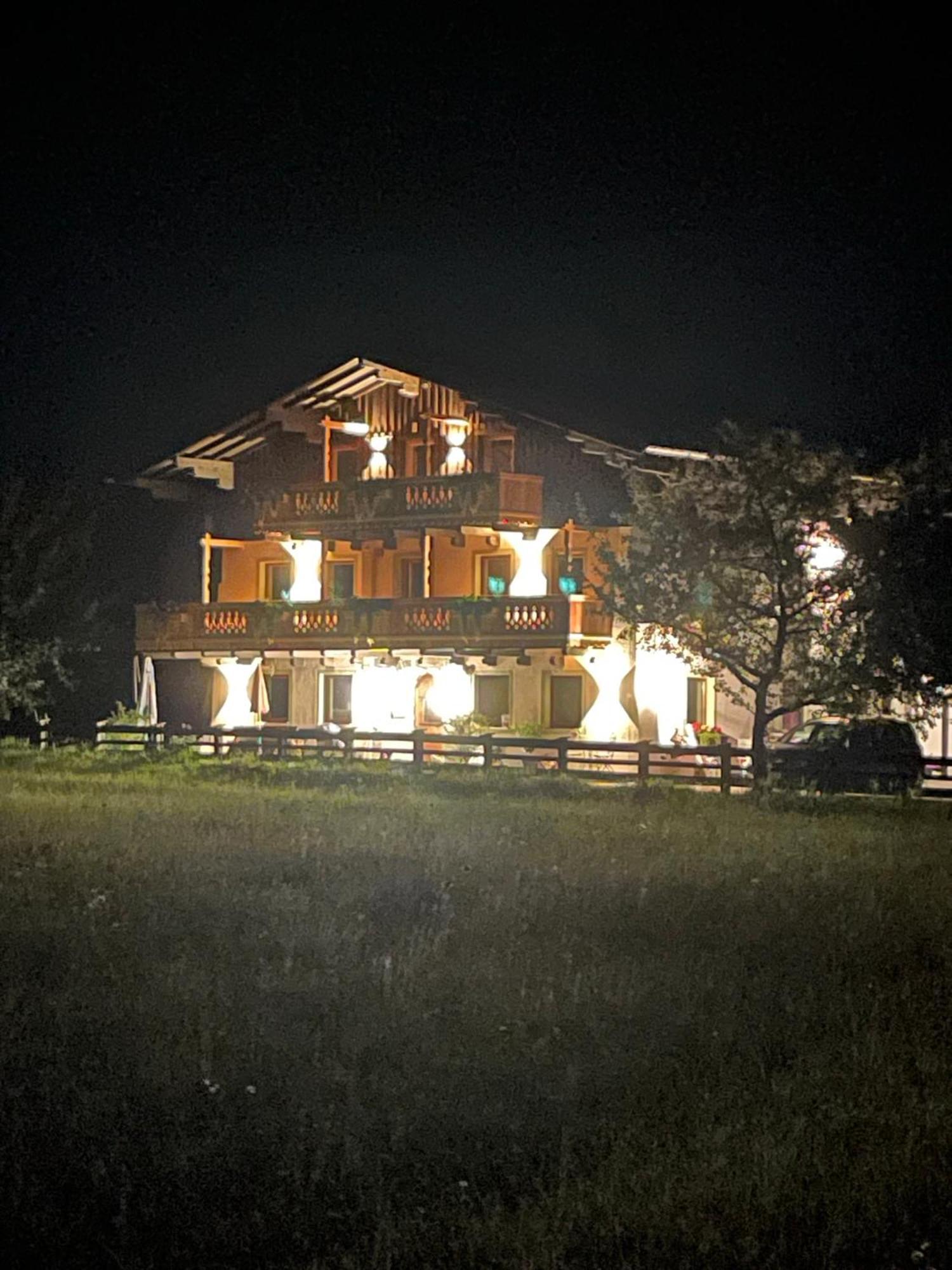 Obermuehlhof Apartment Saalfelden Bagian luar foto