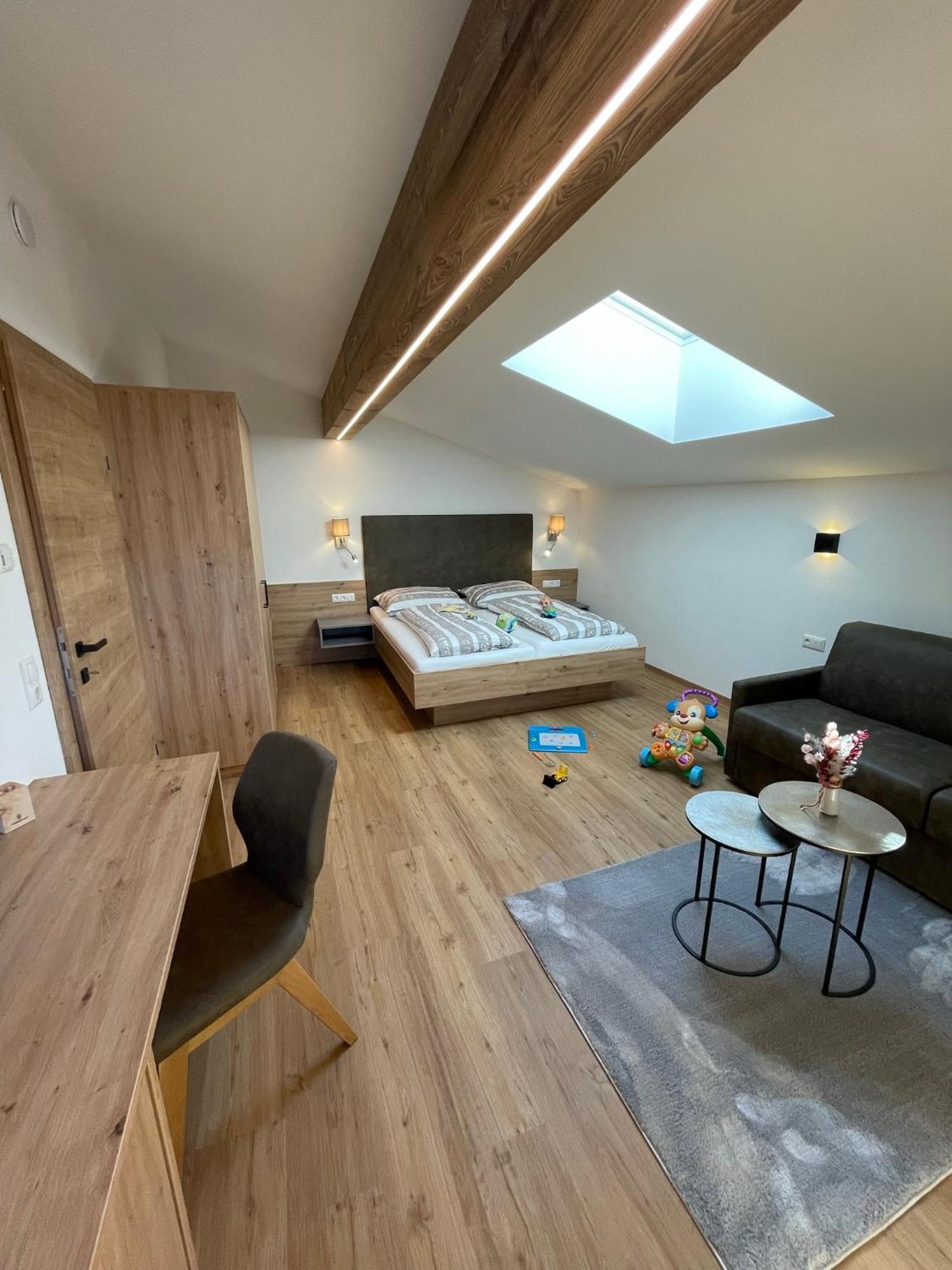Obermuehlhof Apartment Saalfelden Bagian luar foto