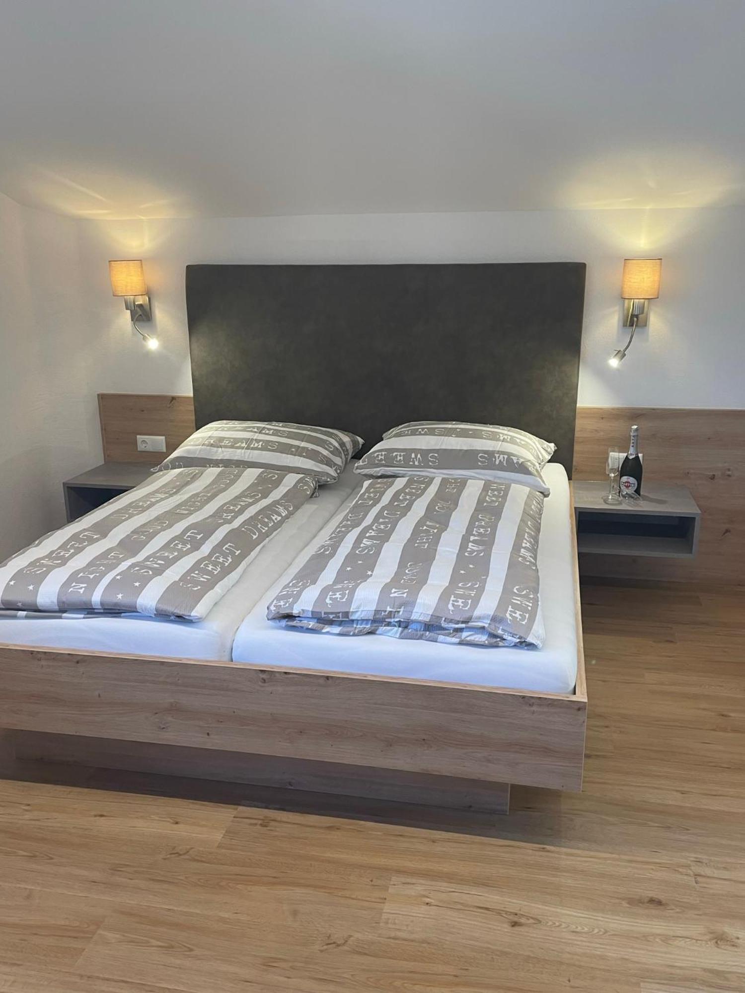 Obermuehlhof Apartment Saalfelden Bagian luar foto