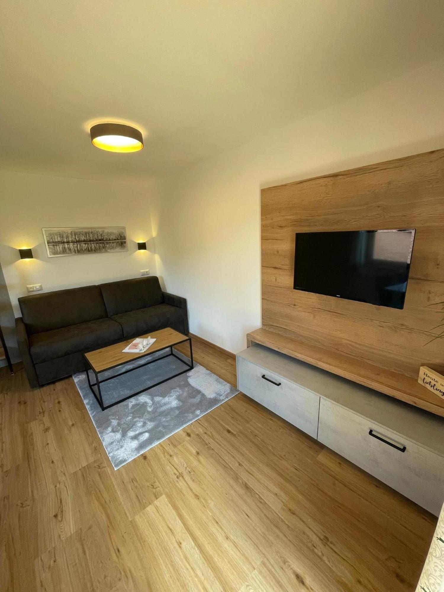 Obermuehlhof Apartment Saalfelden Bagian luar foto